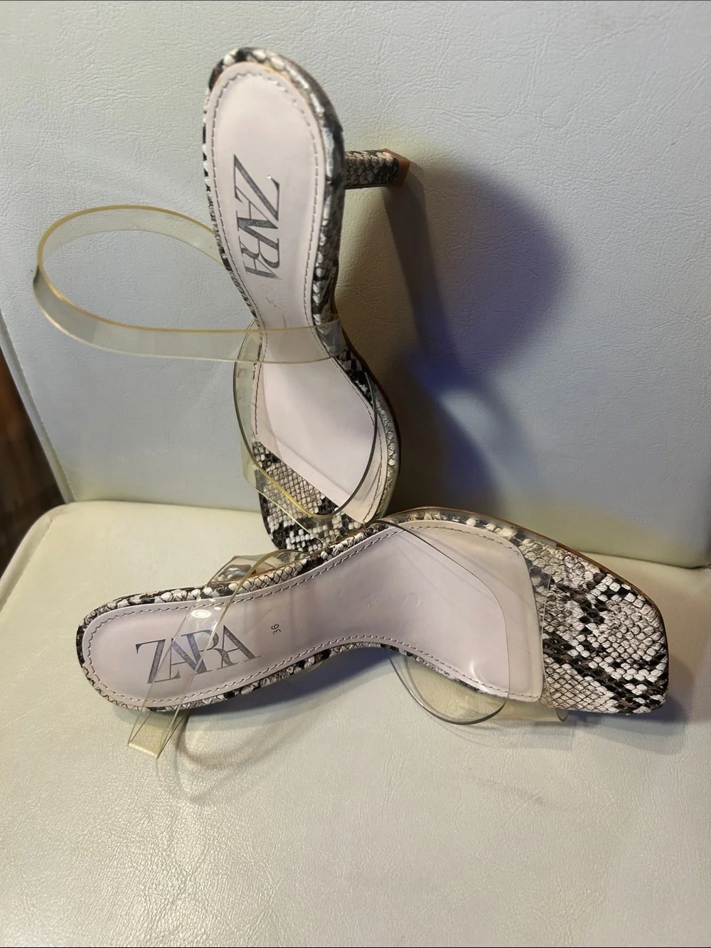 ZARA Clear Strap Snake-Print Women’s Heels — Cream/Tan | Size:EU 36 |3.5 heel - Picture 3 of 9